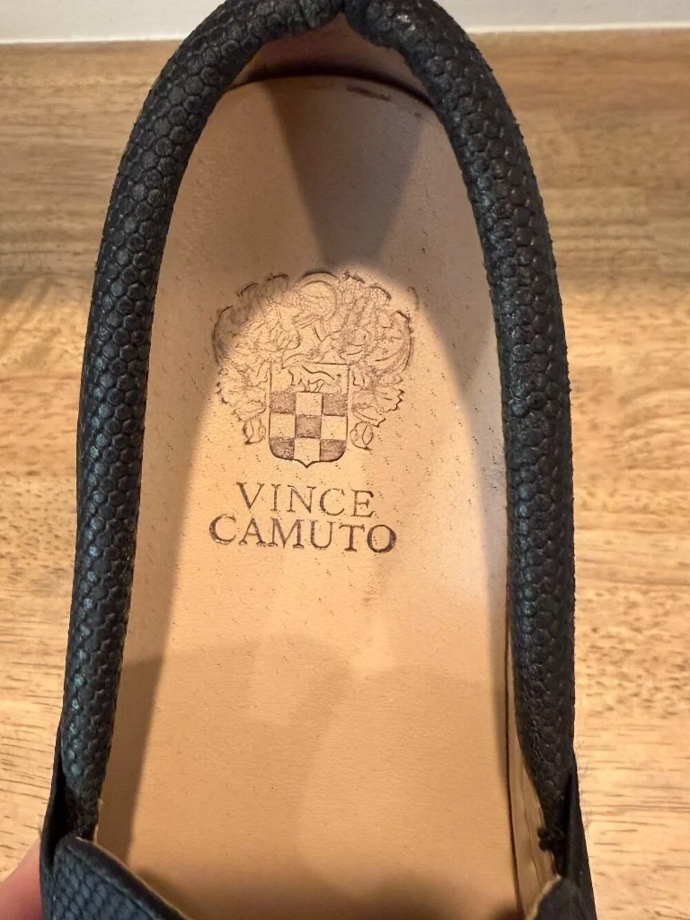 Vince Camuto Kanesya Black Leather Slip On Platform Sneakers 7.5 - Picture 7 of 9